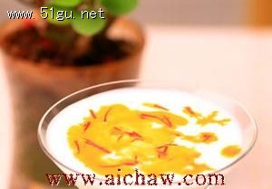 藏红花酸奶茶